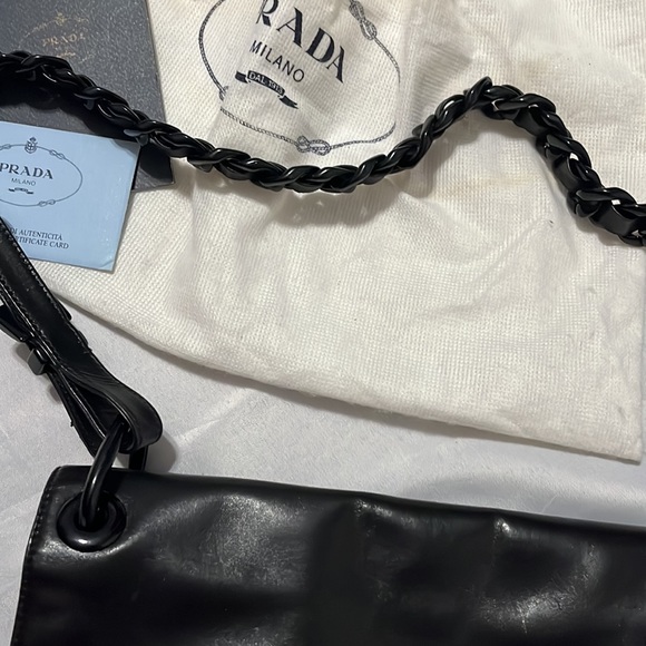 AUTHENTIC PRADA BLACK LEATHER SHOULDER BAG - Picture 9 of 11